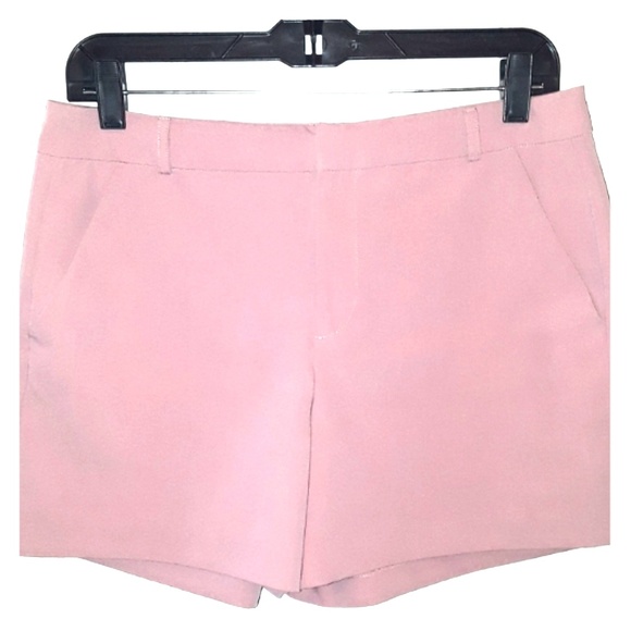 Forever 21 Pants - 🌸Forever 21 dress shorts🌸